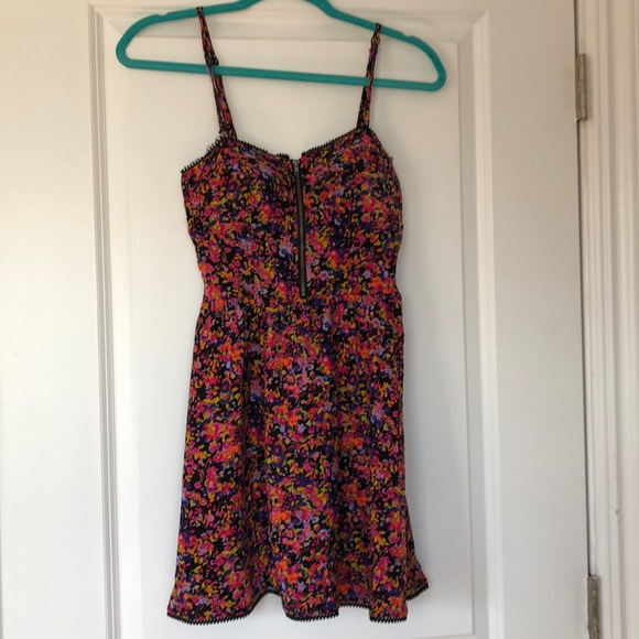 Material Girl Dresses & Skirts - Perfect summer dress ๐๐ Material Girl Dresses & Skirts - Perfect summer dress ๐๐